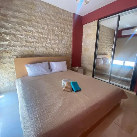 Philip Spacious Apartment Limassol Zewnętrze zdjęcie