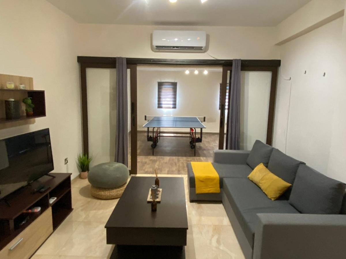 Philip Spacious * Limassol